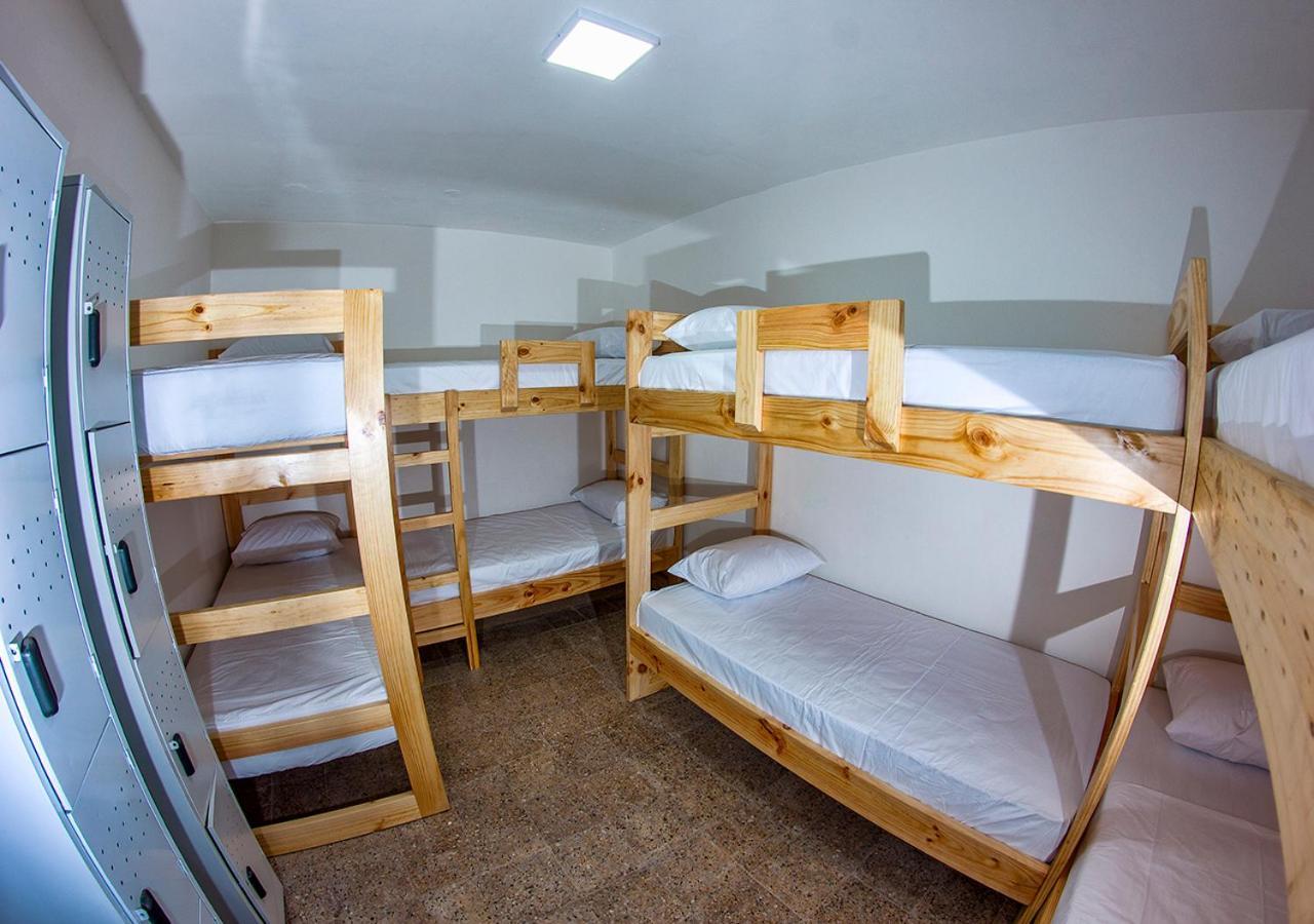 ميديلين Charlie Palace Hostel الغرفة الصورة